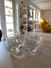 Div. køkkenting gives væk