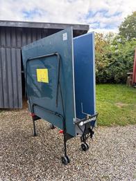 Sammenklappeligt bordtennis bord.