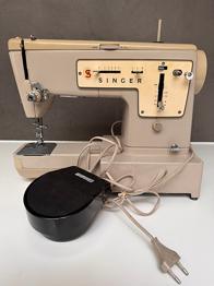 Singer elektrisk symaskine - model 437K