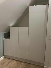 Gives væk! Garderobeskab / opbevaringsskab.