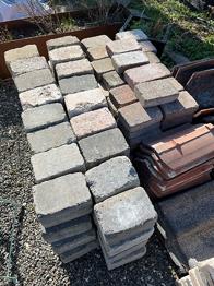 Belægningssten rektangulære grå og rødlige beton