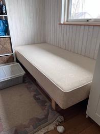 Jysk boxmadras enkeltseng beige 90x200cm