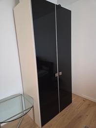 Gratis skab, afhentes inden d. 25.