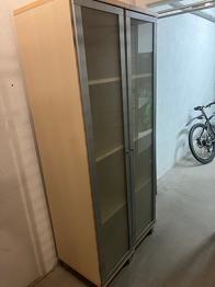 Vitrine Skab