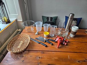 Køkkenudstyr og service blandet lot