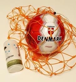 2020 fodbold med drikkedunk og net